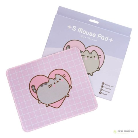 Pusheen - Podkładka pod mysz z kolekcji Moments (23 x 19 cm) Pusheen - Podkładka pod mysz z kolekcji Moments (23 x 19 cm)
