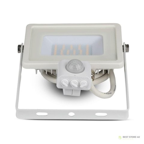 Projektor LED V-TAC 30W SAMSUNG CHIP Czujnik Ruchu Funkcja Cut-OFF Biały VT-30-S-W 3000K 2400lm 5 Lat Gwarancji Projektor LED V-TAC 30W SAMSUNG CHIP Czujnik Ruchu Funkcja Cut-OFF Biały VT-30-S-W 3000K 2400lm 5 Lat Gwarancji