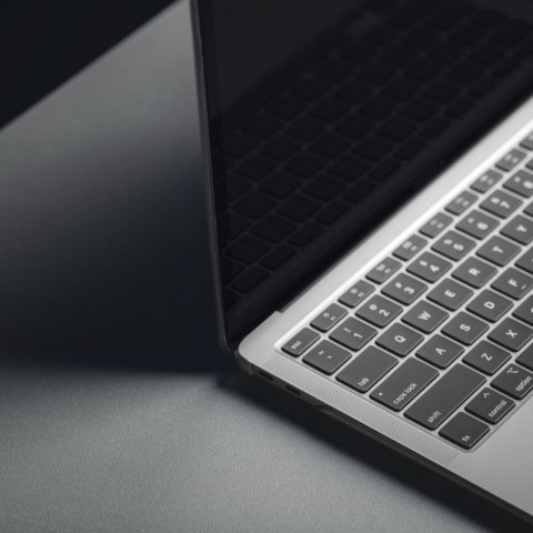 Moshi iVisor AG - Matowa folia ochronna na ekran MacBook Air 13.6" M4 (2025) / M3 (2024) / M2 (2022) (Black/Clear/Matte)