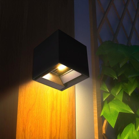 Oprawa Ścienna Solarna V-TAC 9W LED COB Czarna Kostka 15x15cm IP65 Czujnik Ruchu VT-409CCT 3000K-4000K-5000K 800lm