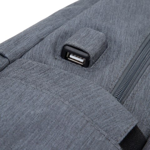 Plecak do notebooka 17,3" RIVACASE Prater szary, antykradzieżowy