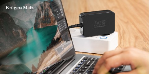 Zasilacz uniwersalny Kruger&Matz 90W z funkcją Power Delivery 7 końcówek Kruger&Matz