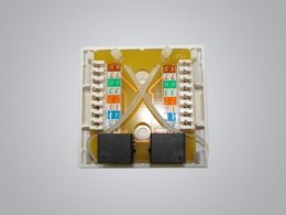 Puszka natynkowa cat6 2x RJ-45 UTP zatrzaskowa
