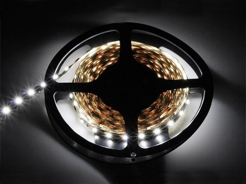 LED pásk Bílá studená 5050 5m/300 Blow