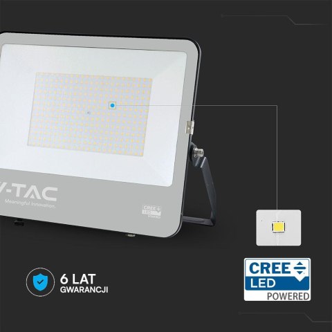 Projektor LED V-TAC CREE CHIP 300W 135lm/W czarna obudowa przewód 1m IP65 VT-44003 4000K 40500lm 6 lat gwarancji