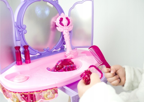 LT35 DUŻA TOALETKA Z MAGICZNYM LUSTREM OTWIERANA RÓŻDŻKĄ GRA MUZYKA TABORET