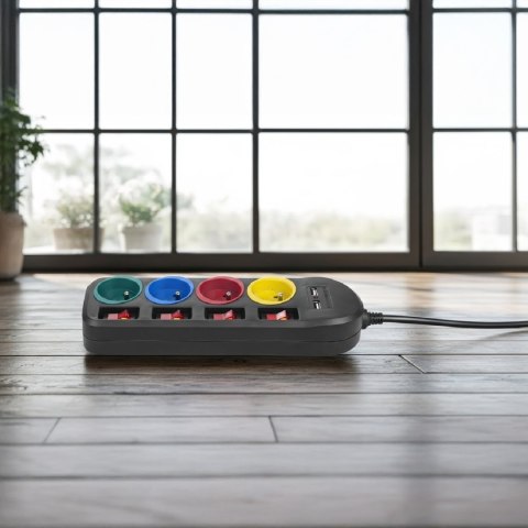 Listwa zasilająca Maclean, przedłużacz 4 gniazda + 2xUSB, z włącznikami, 250VAC/10A, 2.1A 5V, 1.5m, czarna, MCE229 B