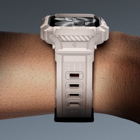 Spigen Rugged Armor Pro V2 - Pasek z obudową do Apple Watch 10 / 11 46 mm (Dune Beige) Spigen