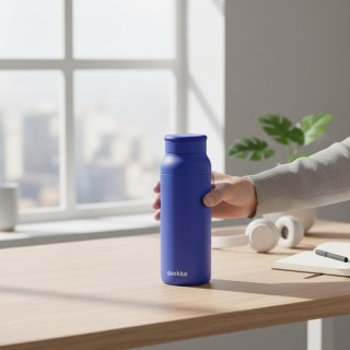 Quokka Echo - Butelka ze stali nierdzewnej 690 ml z silikonowym uchwytem (Dusk Blue) Quokka