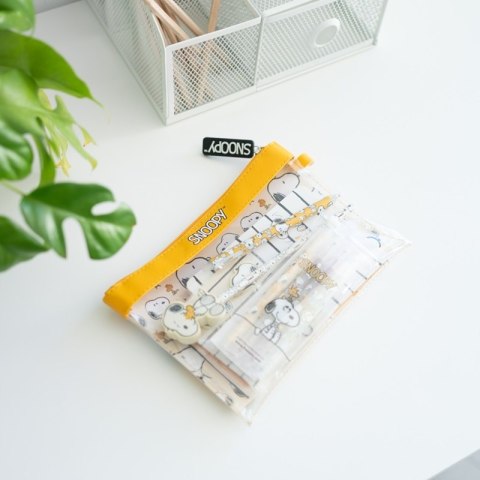 Snoopy - Zestaw przyborów szkolnych 15 elementów Snoopy