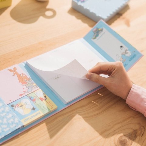 Muminki - Planner tygodniowy A4 z karteczkami samoprzylepnymi Moomin
