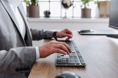 Klawiatura bezprzewodowa X Ultra Low Profile/Cordless USB czarna Niemcy Cherry