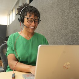 Zestaw słuchawkowy POLY Blackwire 8225 Stereo 8X225AA USB-C z certyfikatem Microsoft Teams + przejściówka USB-C/A POLY