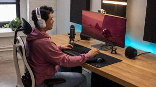 Logitech G G502 X Plus myszka Gaming Po prawej stronie RF Wireless Optyczny 25600 DPI Logitech