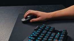 Logitech G PRO X myszka Gaming Po prawej stronie RF Wireless Optyczny 32000 DPI Logitech