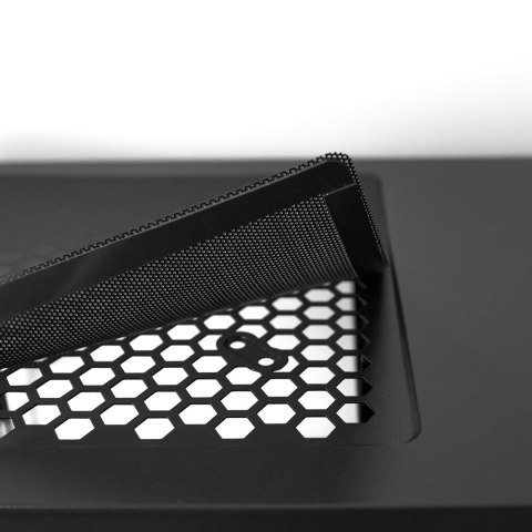 Chieftec CI-02B-OP zabezpieczenia & uchwyty komputerów Sześcian Czarny Chieftec