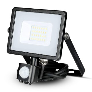 Naświetlacz LED V-TAC 20W SAMSUNG CHIP czujnik ruchu funkcja cut-OFF czarny VT-20-S-W 6400K 1600lm 5 lat gwarancji