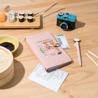 Pusheen - Notatnik podróżny B6 z kolekcji Sushi Roll Pusheen