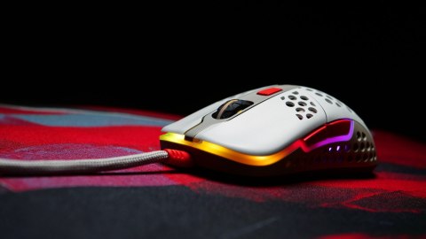 Mysz gamingowa CHERRY XTRFY M42 Retro EDT M42-RGB-RETRO Oburęczna USB Typu-A Optyczny 16000 DPI Cherry