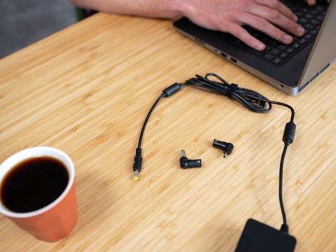 Trust Primo adapter zasilający/ inwentor Wewnętrzna 90 W Czarny Trust