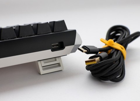 Ducky One 3 Classic SF klawiatura Gaming USB Niemiecki Czarny, Biały Ducky