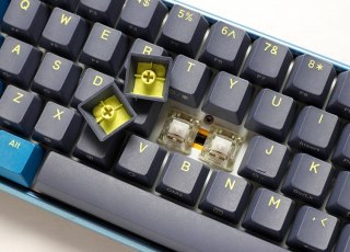 Ducky One 3 Daybreak Mini klawiatura Gaming USB Niemiecki Czarny, Niebieski, Zielony Ducky