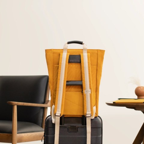 Native Union W.F.A Backpack - plecak z kieszenią na laptop 16", 20 L (black) No name