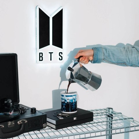 BTS - Kubek ceramiczny w pudełku prezentowym 350 ml (Biały) Inny