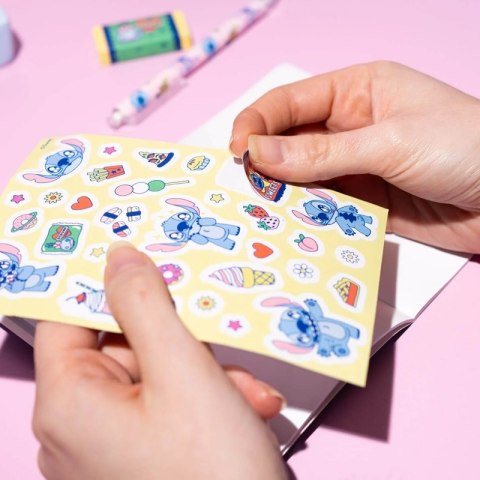 Disney Stitch - Zestaw piśmienniczy z kolekcji Foodie (8 elementów) Stitch