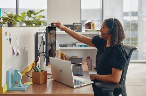 Poly Blackwire 3220 Stereo USB-C Headset +USB-C/A Adapter POLY