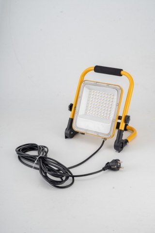 LAMPA przenośna LED Loyal Lighting 5800lm IP65 4K stojak/przewVDE/wtyczka LOYAL LIGHTING