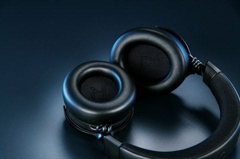 Zestaw słuchawkowy Razer Kraken V4 Pro Bluetooth Over-ear Microphone Bezprzewodowy Czarny RAZER