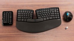 Microsoft Keyboard and mouse Sculpt Ergonomic Desktop Standard, Wired, Keyboard layout RU, Mouse included, USB, Black, Numeri